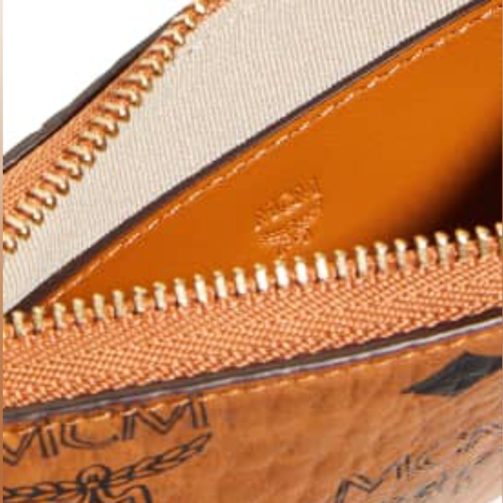 ✨️MCM MONOGRAM KEY POUCH IN VISETOS - Picture 4 of 15